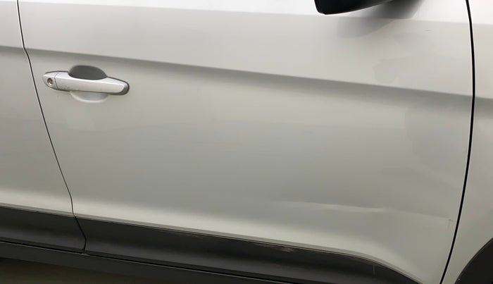 2017 Hyundai Creta E PLUS 1.6 PETROL, Petrol, Manual, 57,918 km, Driver-side door - Slightly dented