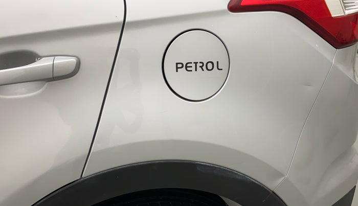 2017 Hyundai Creta E PLUS 1.6 PETROL, Petrol, Manual, 57,918 km, Left quarter panel - Slightly dented