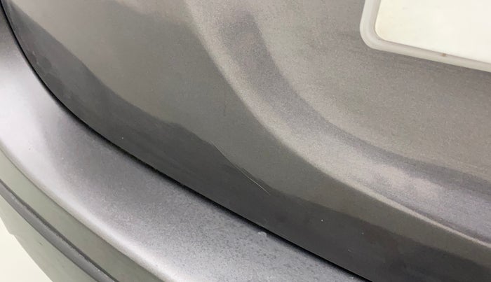 2018 Maruti S Cross ZETA 1.3, Diesel, Manual, 1,22,827 km, Dicky (Boot door) - Minor scratches