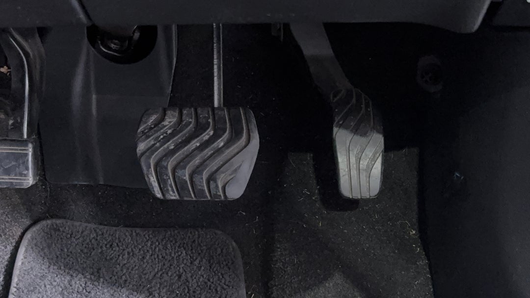 Pedals and Footmat