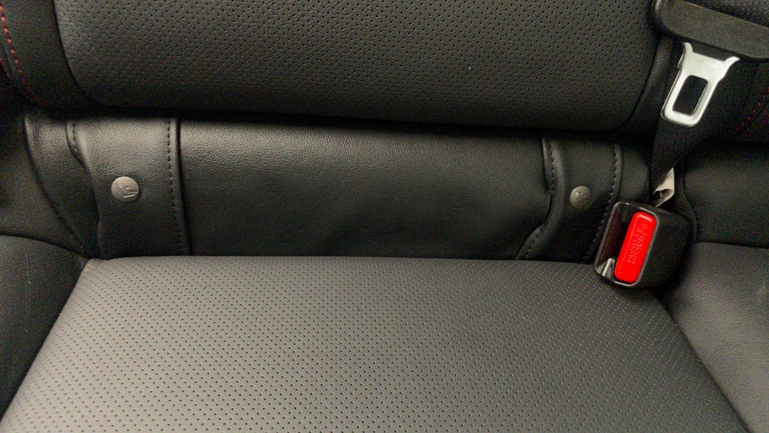 2014 Subaru WRX Premium (AWD), Manual, 123166 km, Child Seat Anchor Points