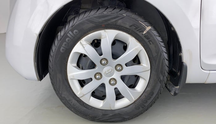 2015 Hyundai Eon MAGNA PLUS, Petrol, Manual, 34,371 km, Left Front Wheel