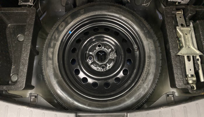 2017 Maruti Wagon R 1.0 VXI PLUS, Petrol, Manual, 38,033 km, Spare Tyre