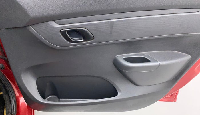 2015 Renault Kwid RXT 0.8, Petrol, Manual, 55,790 km, Driver Side Door Panels Control