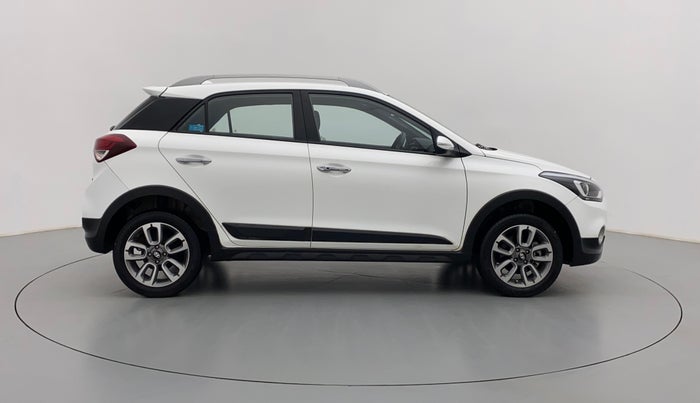 2019 Hyundai i20 Active 1.2 SX, Petrol, Manual, 21,910 km, Right Side View