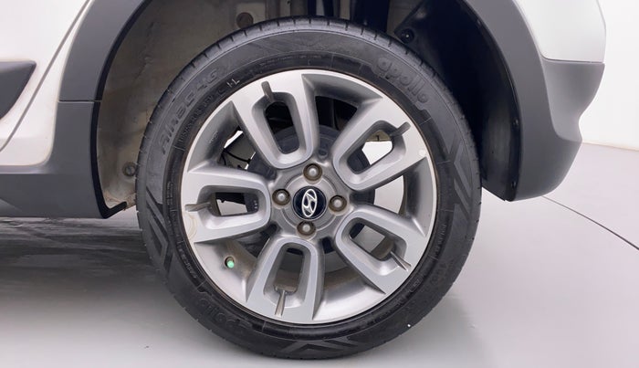2019 Hyundai i20 Active 1.2 SX, Petrol, Manual, 21,910 km, Left Rear Wheel