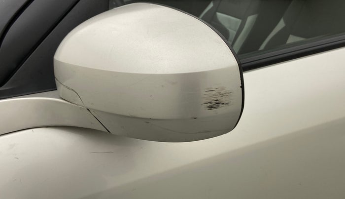 2016 Maruti Swift LXI (O), Petrol, Manual, 30,150 km, Left rear-view mirror - Minor scratches