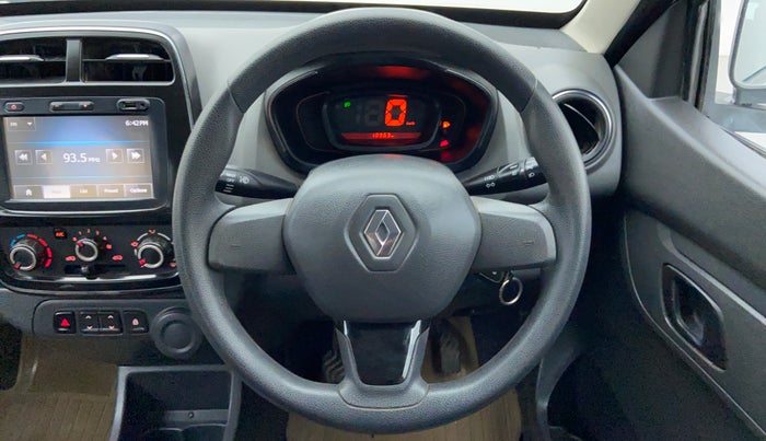 2016 Renault Kwid RXT, Petrol, Manual, 18,963 km, Steering Wheel Close-up