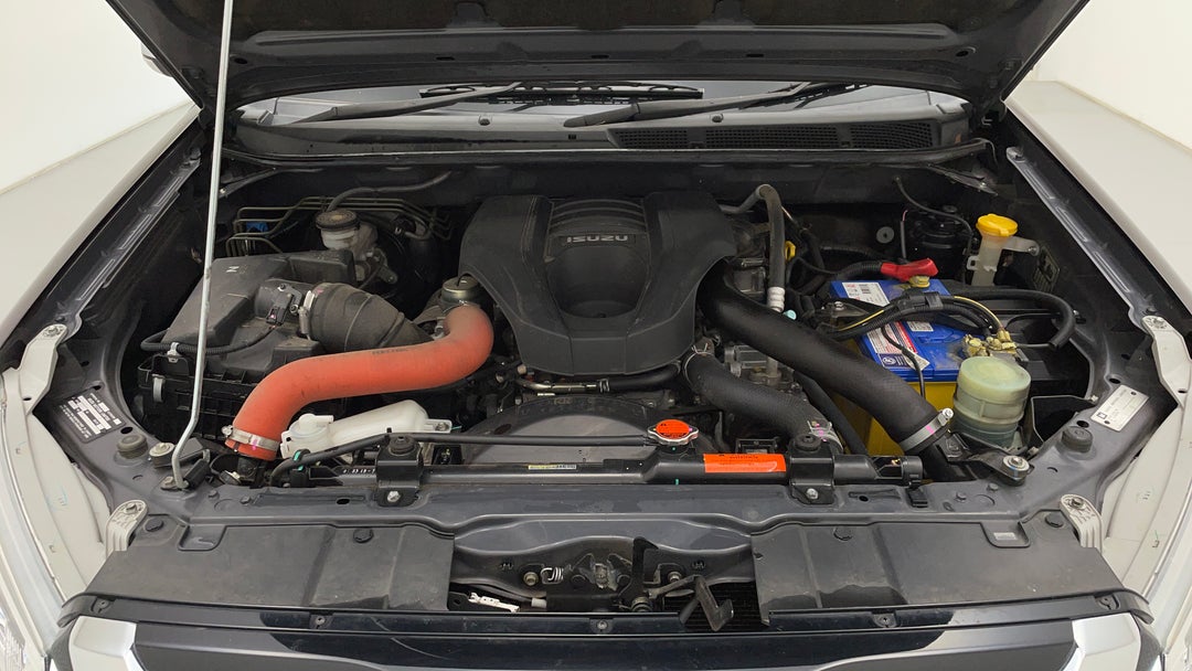 Open Bonnet (Engine)