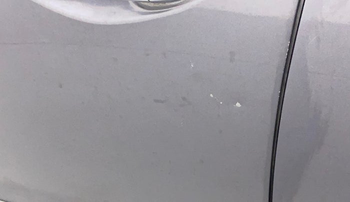 2018 Hyundai Grand i10 ASTA 1.2 KAPPA VTVT, Petrol, Manual, 1,17,582 km, Front passenger door - Slightly dented