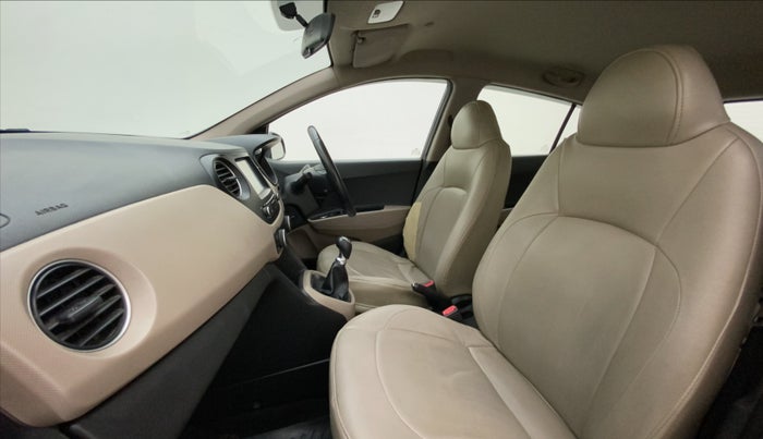 2018 Hyundai Grand i10 ASTA 1.2 KAPPA VTVT, Petrol, Manual, 1,17,582 km, Right Side Front Door Cabin
