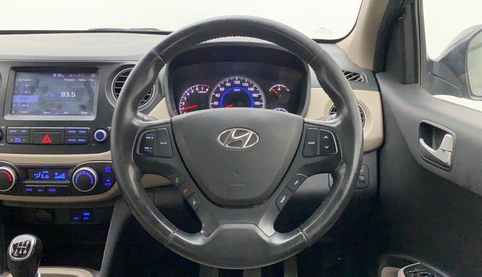 2018 Hyundai Grand i10 ASTA 1.2 KAPPA VTVT, Petrol, Manual, 1,17,582 km, Steering Wheel Close Up