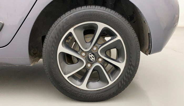 2018 Hyundai Grand i10 ASTA 1.2 KAPPA VTVT, Petrol, Manual, 1,17,582 km, Left Rear Wheel