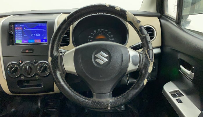 2018 Maruti Wagon R 1.0 LXI CNG, CNG, Manual, 60,667 km, Steering Wheel Close Up
