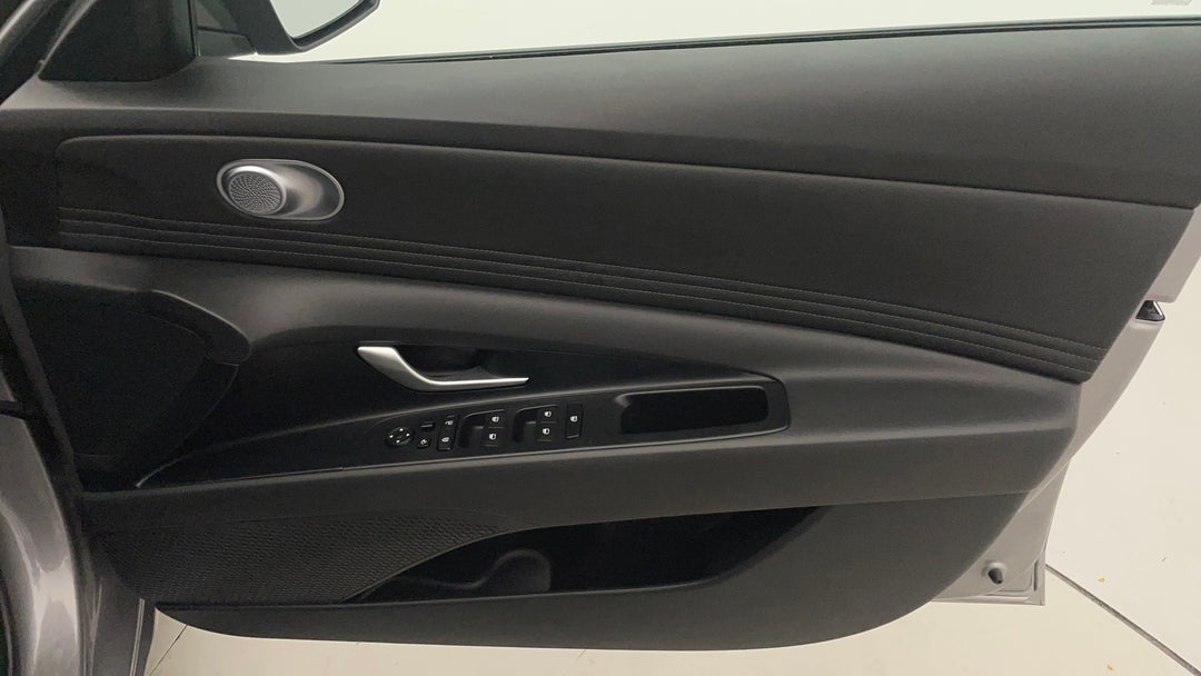 2024 Hyundai i30 Elite, Automatic, 2353 km, Speaker View