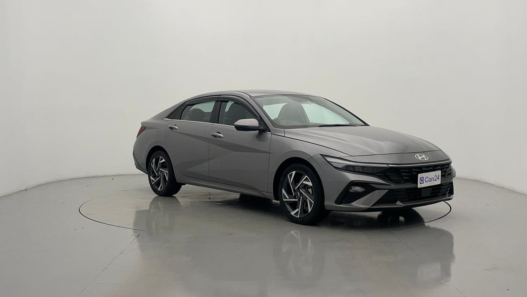 2024 Hyundai i30 Elite, Automatic, 2353 km, Right Front Diagonal (45- Degree) View