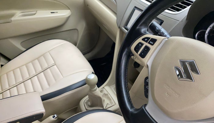 2018 Maruti Ertiga ZXI, Petrol, Manual, 37,249 km, Steering wheel - Sound system control not functional
