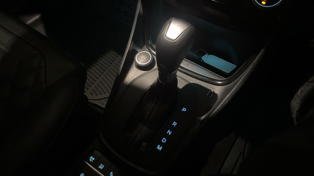 2020 Ford Puma St-line V, Automatic, 55849 km, Gear Lever 
