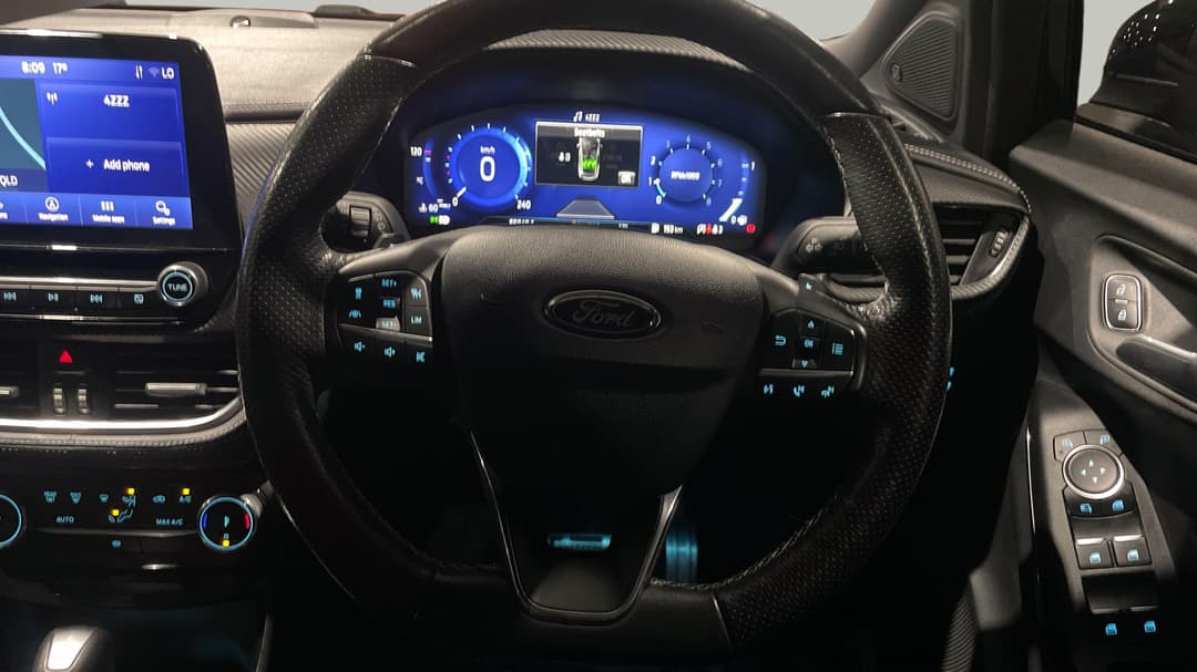 2020 Ford Puma St-line V, Automatic, 55849 km, Steering Wheel Close-up