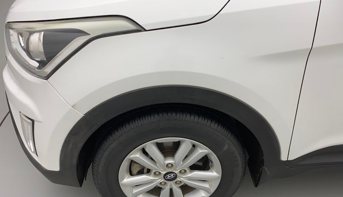 2016 Hyundai Creta SX 1.6 DIESEL, Diesel, Manual, 1,17,543 km, Left fender - Paint has minor damage