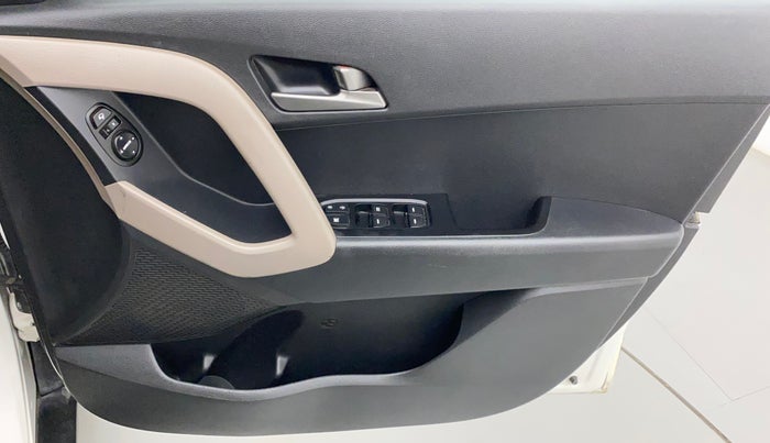 2016 Hyundai Creta SX 1.6 DIESEL, Diesel, Manual, 1,17,543 km, Driver Side Door Panels Control