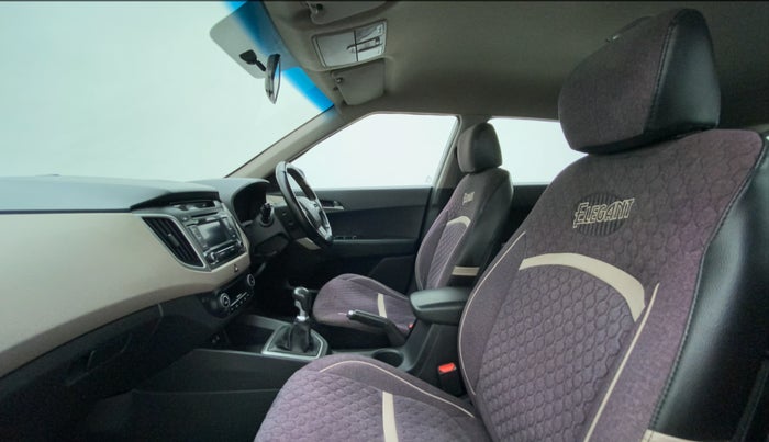 2016 Hyundai Creta SX 1.6 DIESEL, Diesel, Manual, 1,17,543 km, Right Side Front Door Cabin
