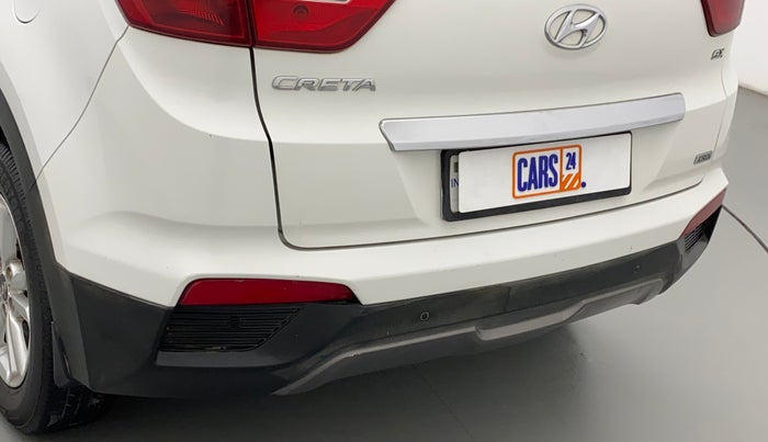 2016 Hyundai Creta SX 1.6 DIESEL, Diesel, Manual, 1,17,543 km, Rear bumper - Minor scratches
