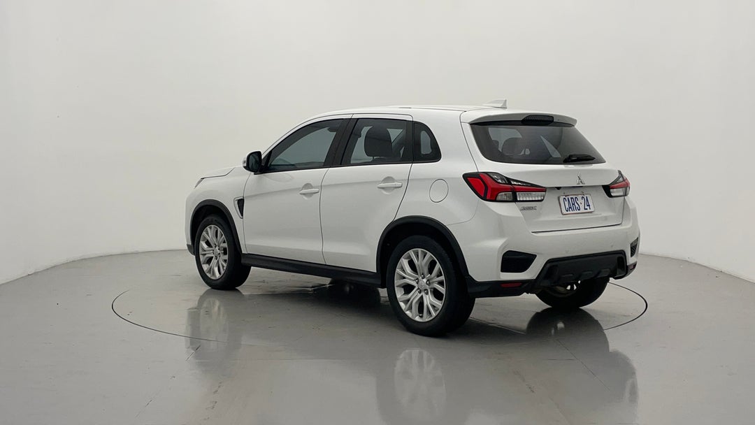 Left Back Diagonal (45- Degree) View