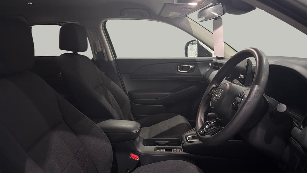 2024 Honda HR-V Vi X, Automatic, 21699 km, Right Side Front Door Cabin View