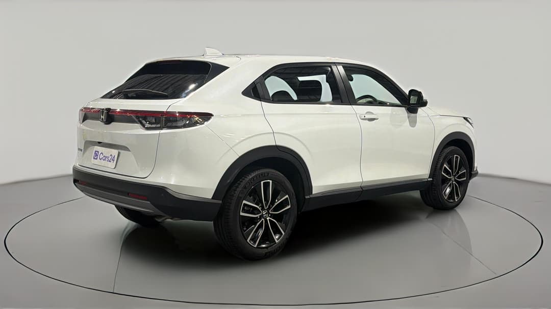 2024 Honda HR-V Vi X, Automatic, 21699 km, Right Back Diagonal (45- Degree) View