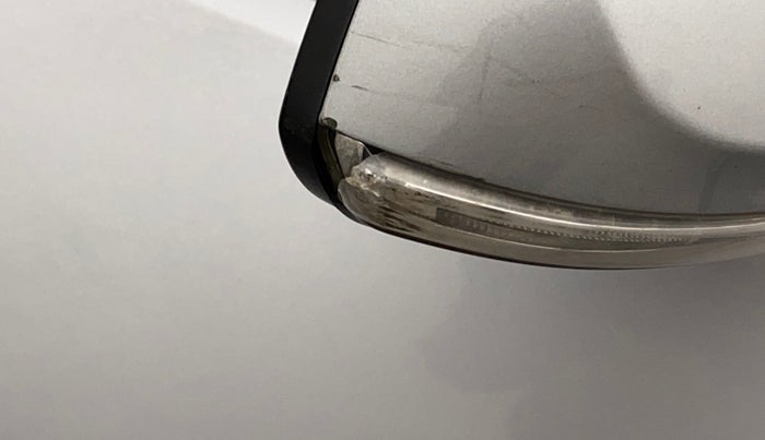 2019 Hyundai NEW SANTRO SPORTZ AMT, Petrol, Automatic, 70,328 km, Right rear-view mirror - Indicator light has minor damage