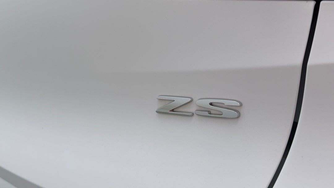 Badge (Boot Right Side)