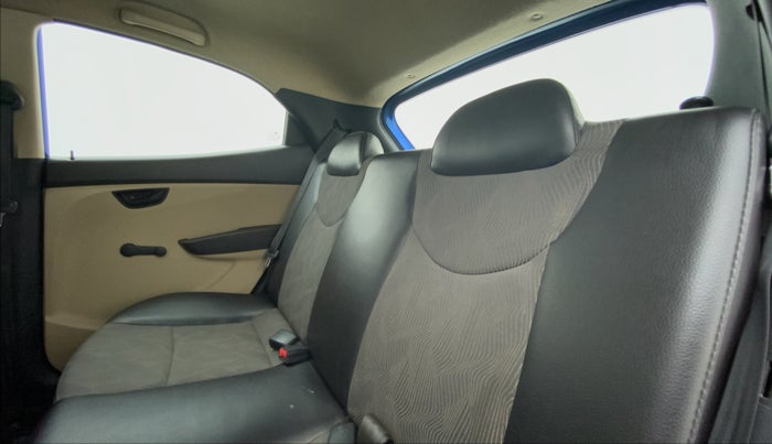 2013 Hyundai Eon MAGNA PLUS, Petrol, Manual, 71,759 km, Right Side Rear Door Cabin