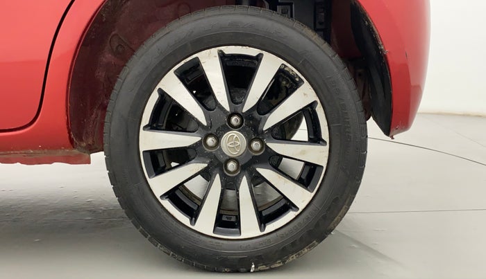 2016 Toyota Etios Liva V DUAL TONE, Petrol, Manual, 76,208 km, Left Rear Wheel