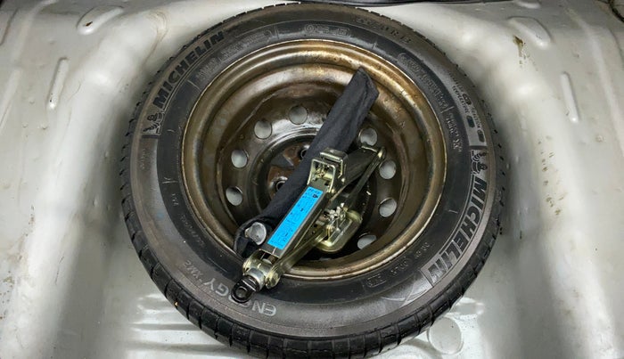 2018 Hyundai Eon ERA +, Petrol, Manual, 24,161 km, Spare Tyre