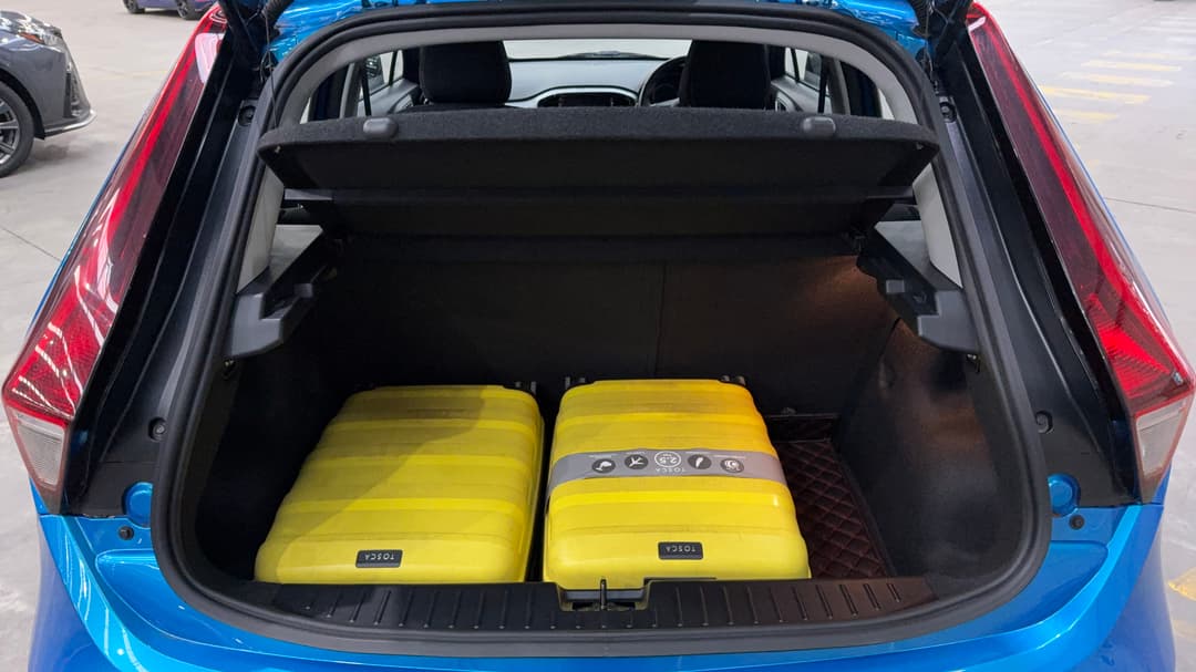 2022 MG Mg3 Auto Core, Automatic, 31338 km, Boot Inside View with Luggage