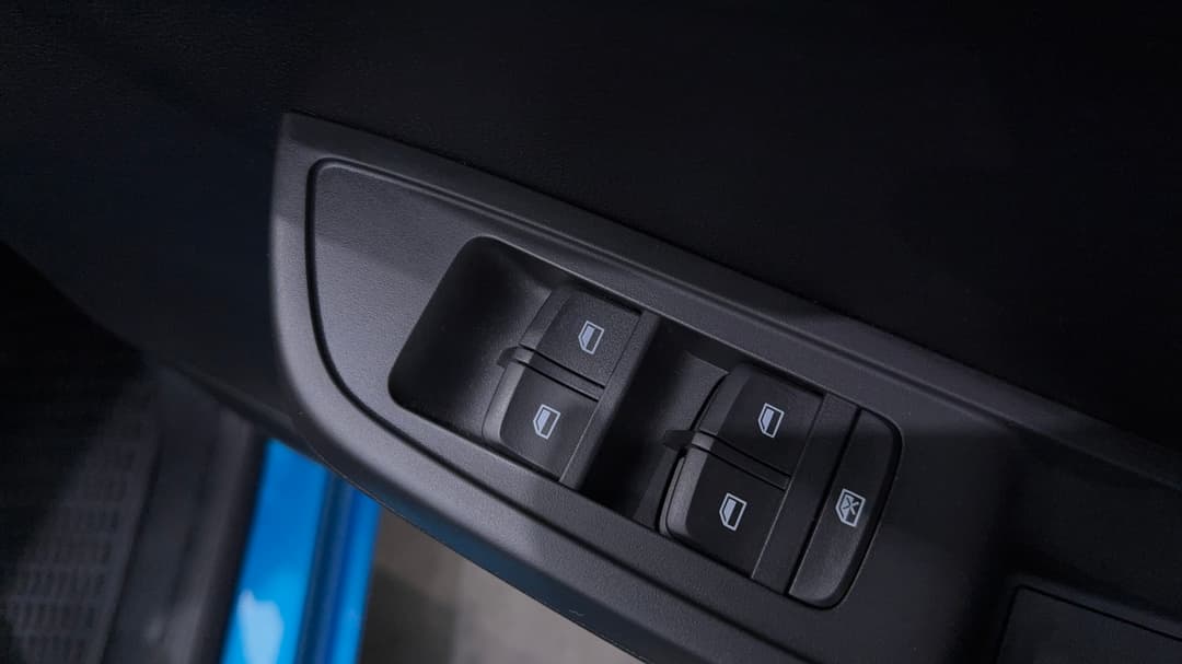 2022 MG Mg3 Auto Core, Automatic, 31338 km, Drivers Side Door Panel Controls