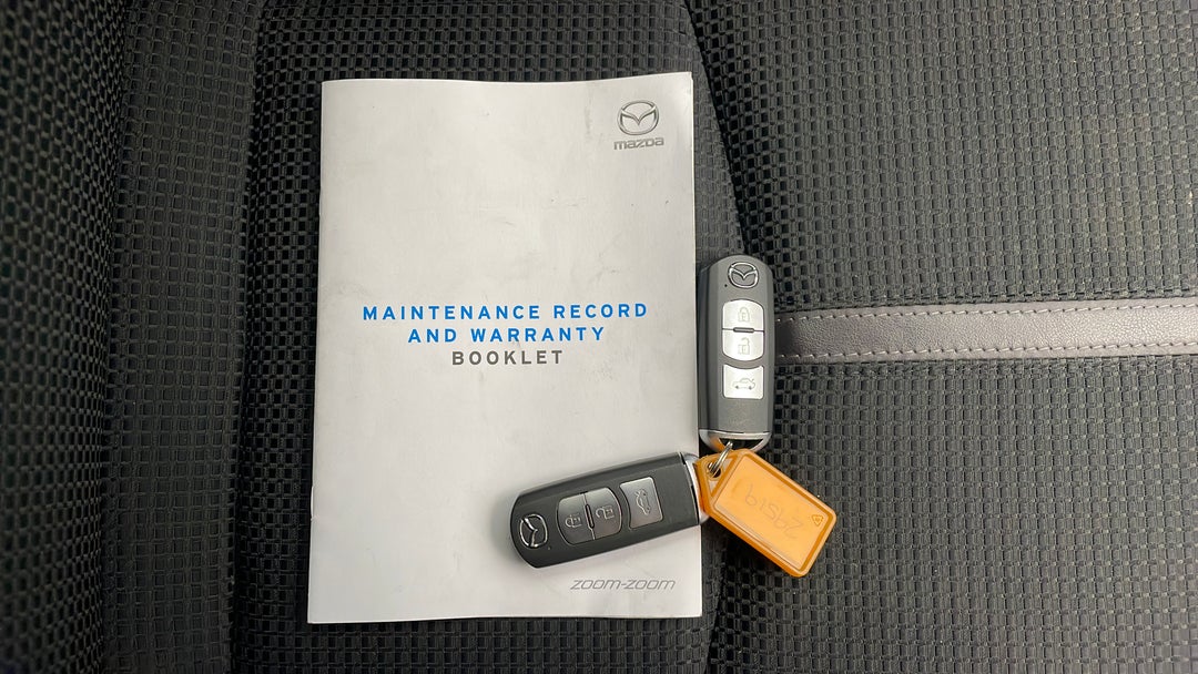 2018 Mazda Mazda3 Maxx Sport, Automatic, 63540 km, Key Close-up