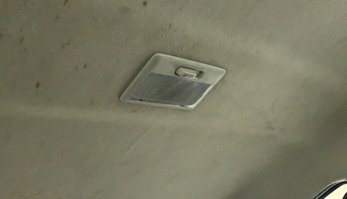 2017 Maruti Swift LXI (O), Petrol, Manual, 60,531 km, Ceiling - Roof light/s not working