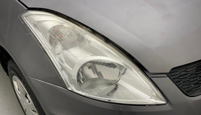 2017 Maruti Swift LXI (O), Petrol, Manual, 60,531 km, Right headlight - Faded