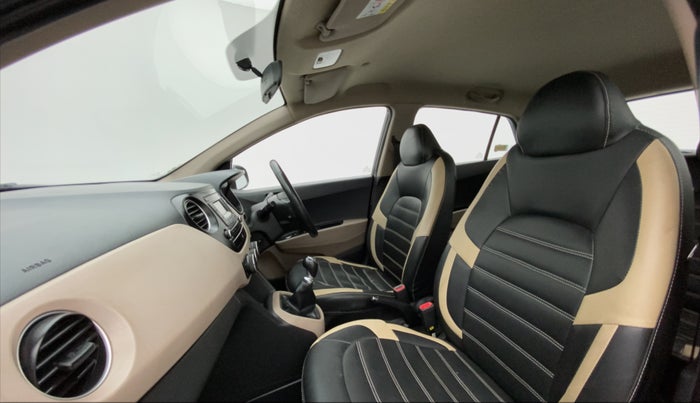 2016 Hyundai Grand i10 ASTA (O) 1.2 KAPPA VTVT, CNG, Manual, 78,096 km, Right Side Front Door Cabin