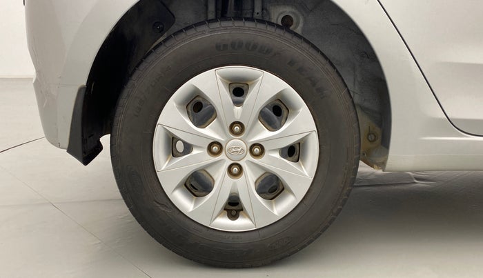 2018 Hyundai Elite i20 SPORTZ 1.2, Petrol, Manual, 28,508 km, Right Rear Wheel