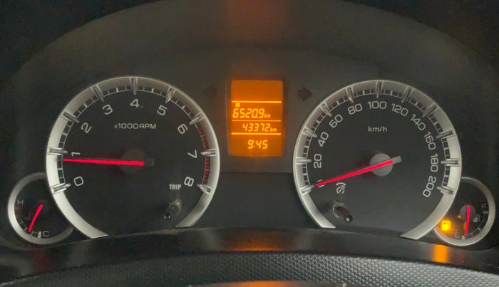 2014 Maruti Swift Dzire VXI, Petrol, Manual, 43,372 km, Odometer Image