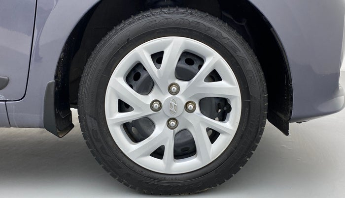 2017 Hyundai Grand i10 MAGNA 1.2 KAPPA VTVT, Petrol, Manual, 27,023 km, Right Front Wheel