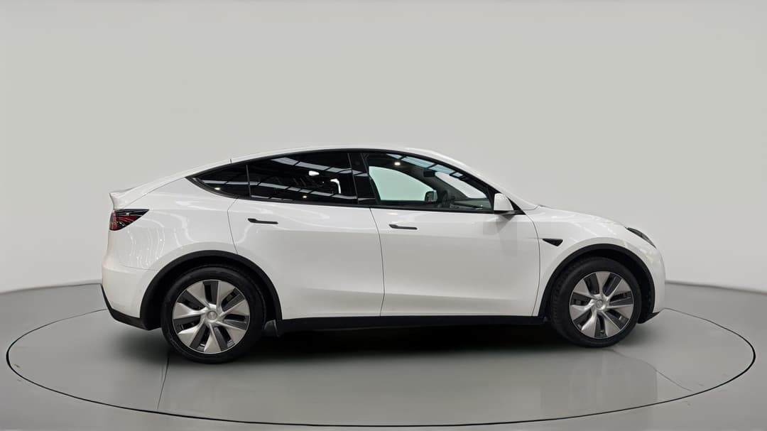 2022 Tesla Model Y Rear-wheel Drive, Automatic, 51414 km, Right Side View
