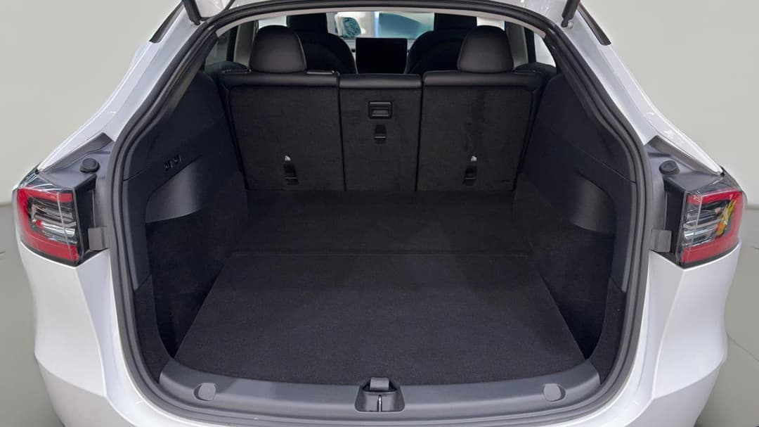 2022 Tesla Model Y Rear-wheel Drive, Automatic, 51414 km, Boot Inside View