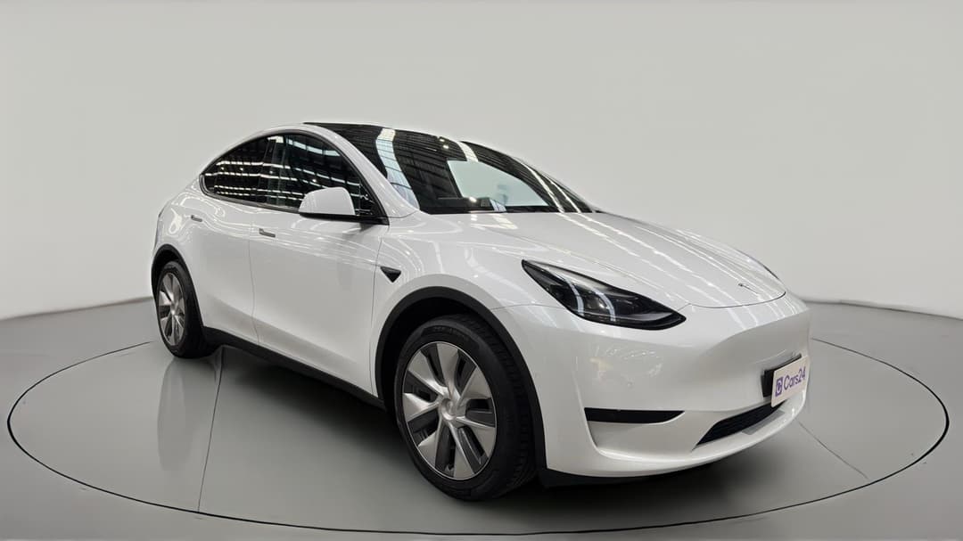 2022 Tesla Model Y Rear-wheel Drive, Automatic, 51414 km, Right Front Diagonal (45- Degree) View