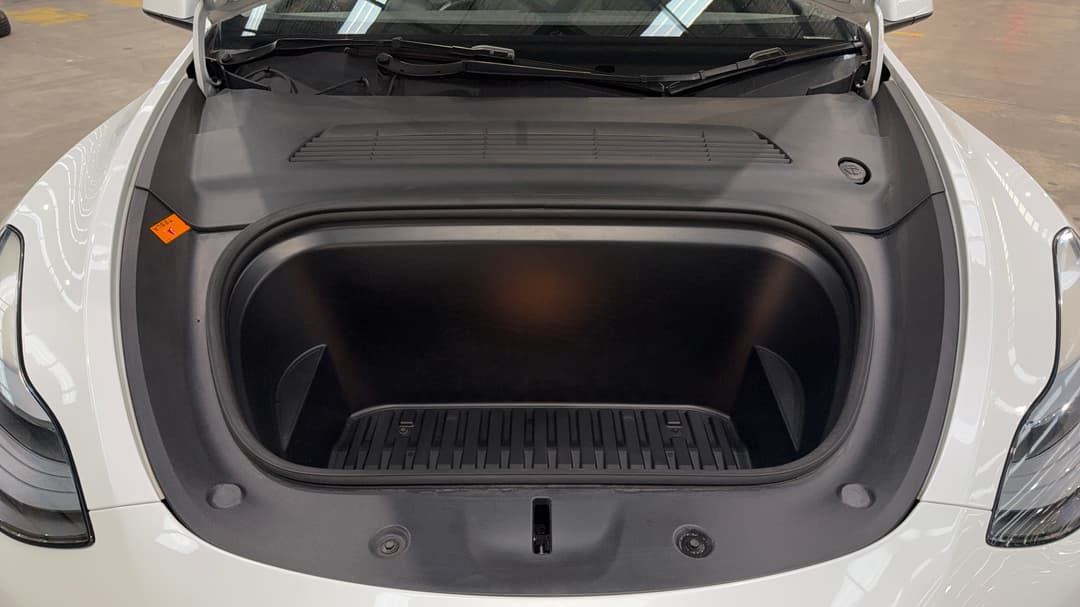 2022 Tesla Model Y Rear-wheel Drive, Automatic, 51414 km, Open Bonnet (Engine)