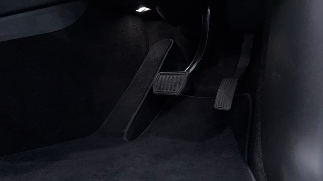 2022 Tesla Model Y Rear-wheel Drive, Automatic, 51414 km, Pedals and Footmat