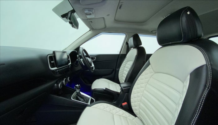2021 Hyundai VENUE SX PLUS 1.0 TURBO DCT, Petrol, Automatic, 33,945 km, Right Side Front Door Cabin
